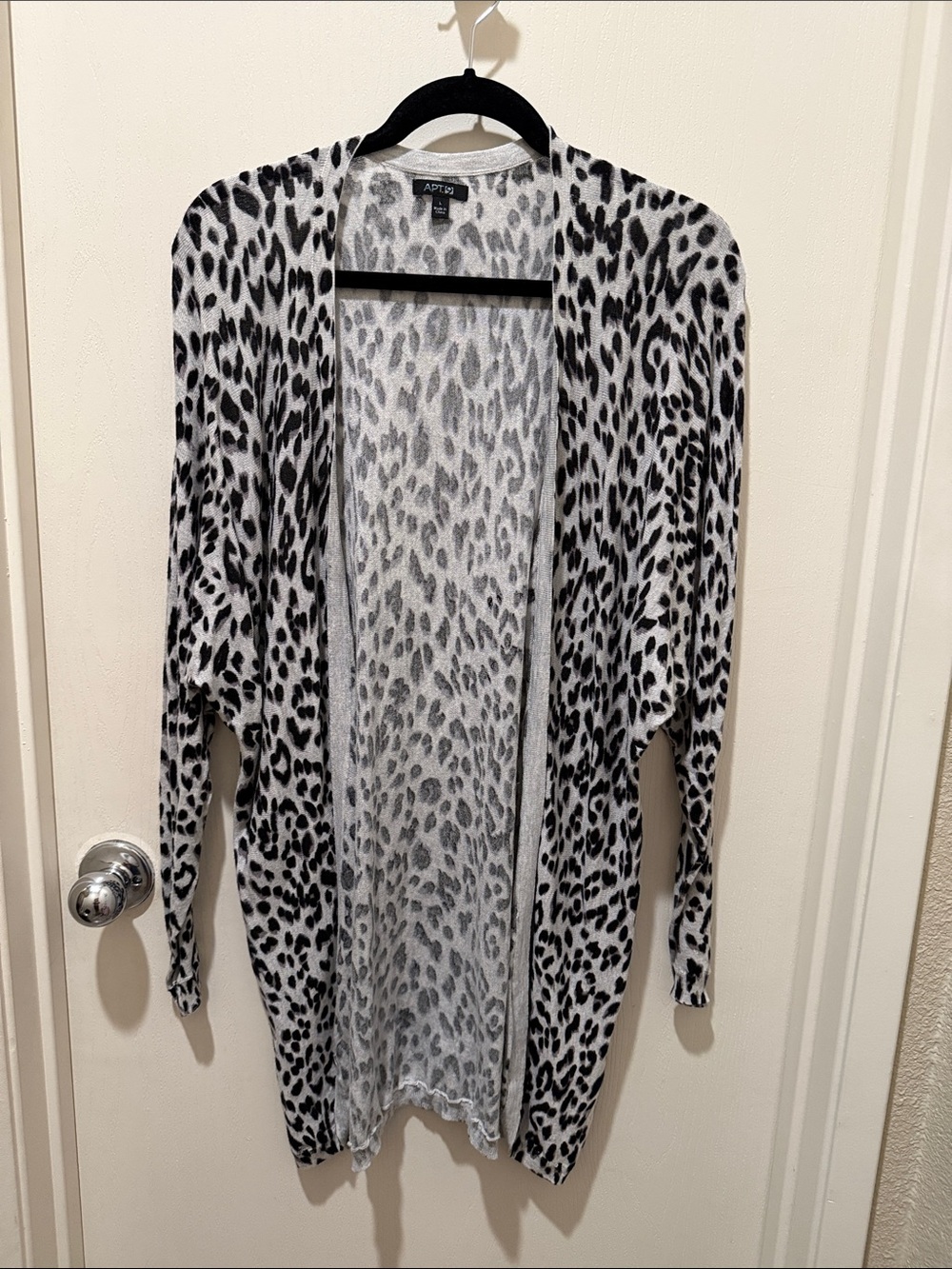 Apt. 9 Women's Black & White Leopard Print Open-Front Cardigan